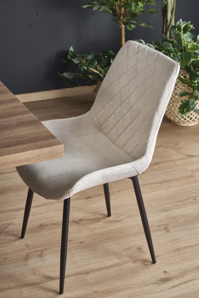 BERLIN stół rozkładany 160/220 cm, blat - orzechowy, stelaż - czarny (1p=1szt)