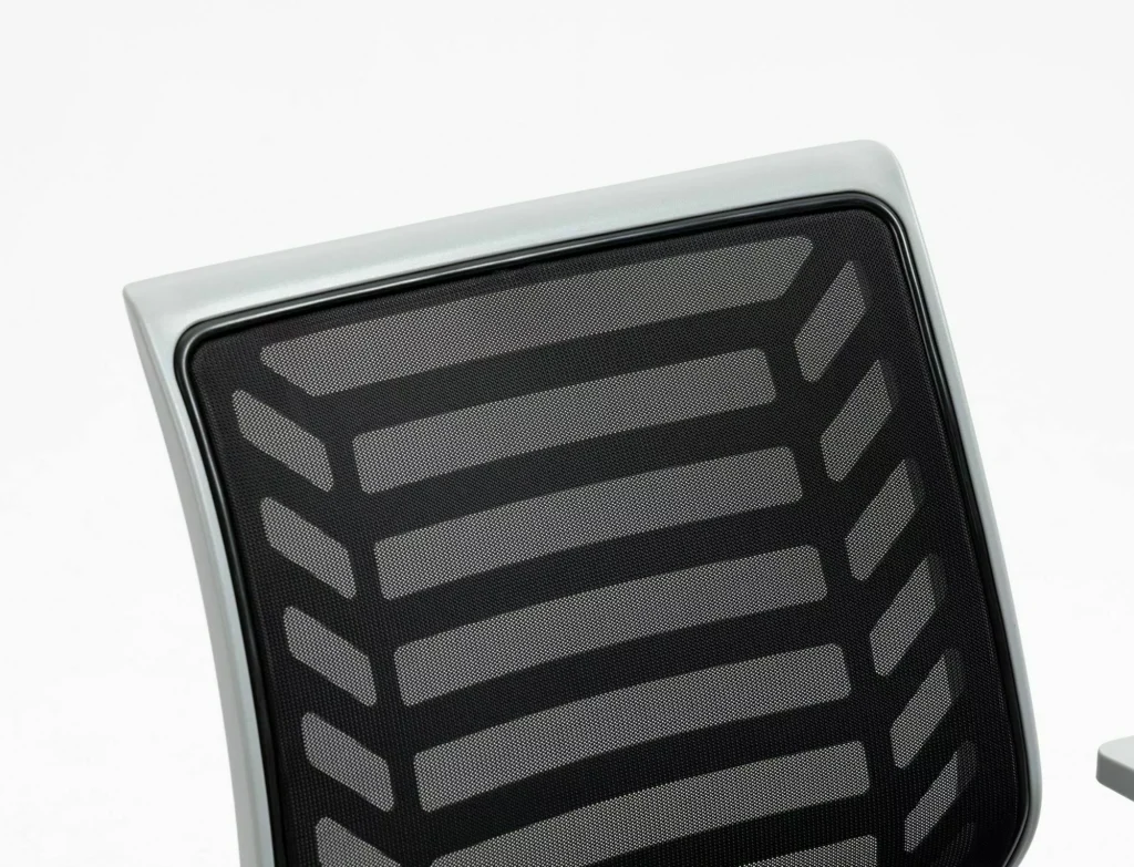 Fotel obrotowy Q-320