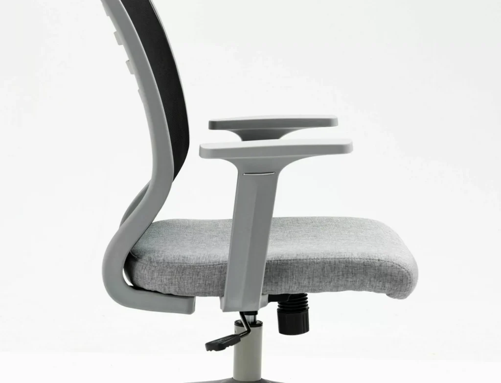 Fotel obrotowy Q-320